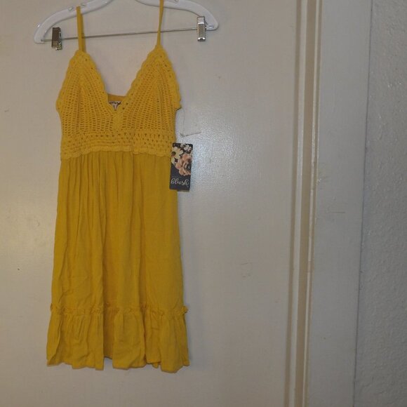NWT Hint Of Blush Sunny Yellow  Crochet Front Bodice Sundress Sz S - Picture 2 of 6